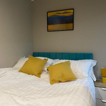 Stunning King Suite Apartment In The Heart Of Leeds City Center Exteriör bild