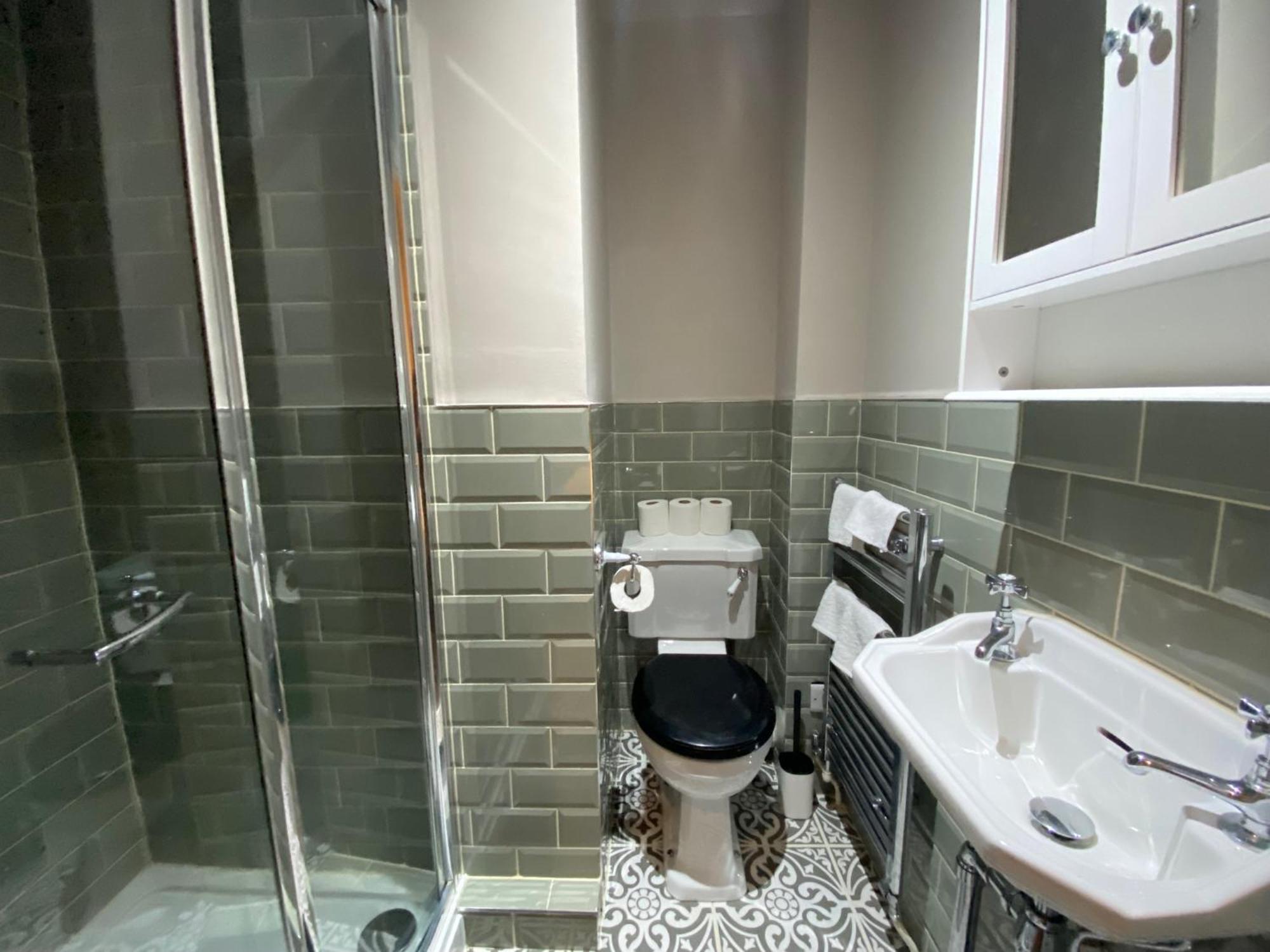 Stunning King Suite Apartment In The Heart Of Leeds City Center Exteriör bild